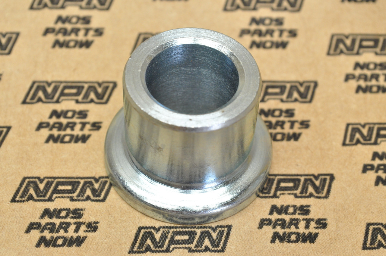 NOS Honda MT250 XL250 XL350 Rear Wheel Axle Side Collar 42311-358-000