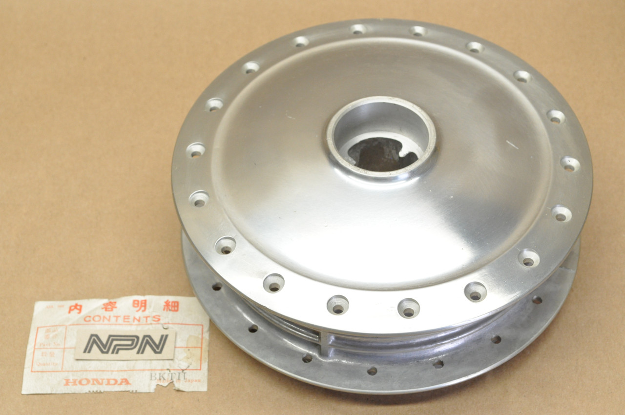 NOS Honda CA175 CL125 A SL175 SS125 A Front Wheel Hub 44601-230-020