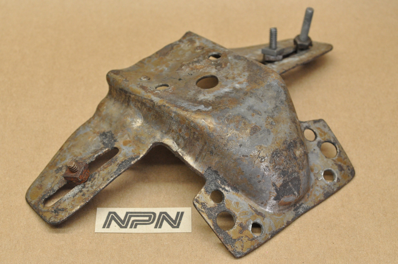 Vtg OEM Honda CA160 CA72 CA77 CA95 Tail Light Plate Mount Bracket 84701-271-000