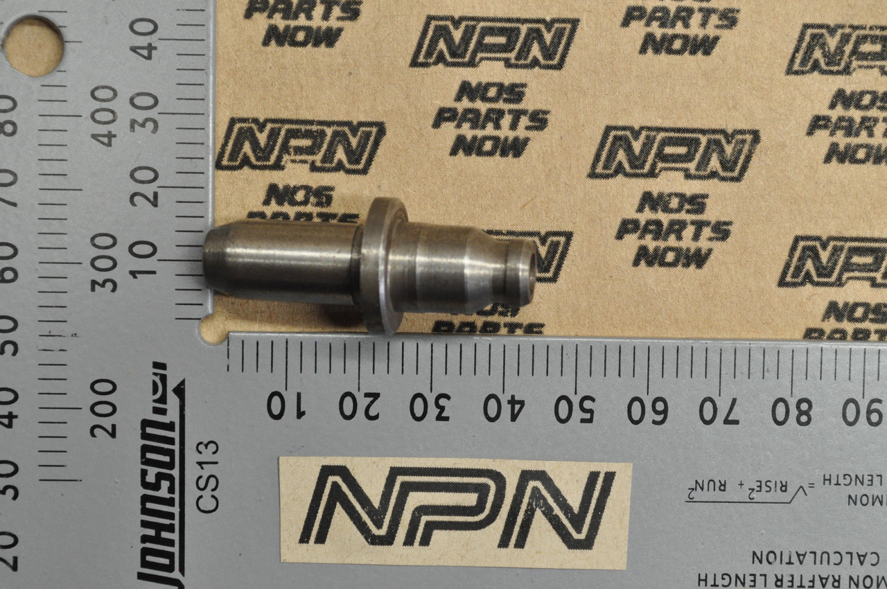 NOS Honda CB650 CB650C CB650SC Intake Valve Guide 12021-426-000