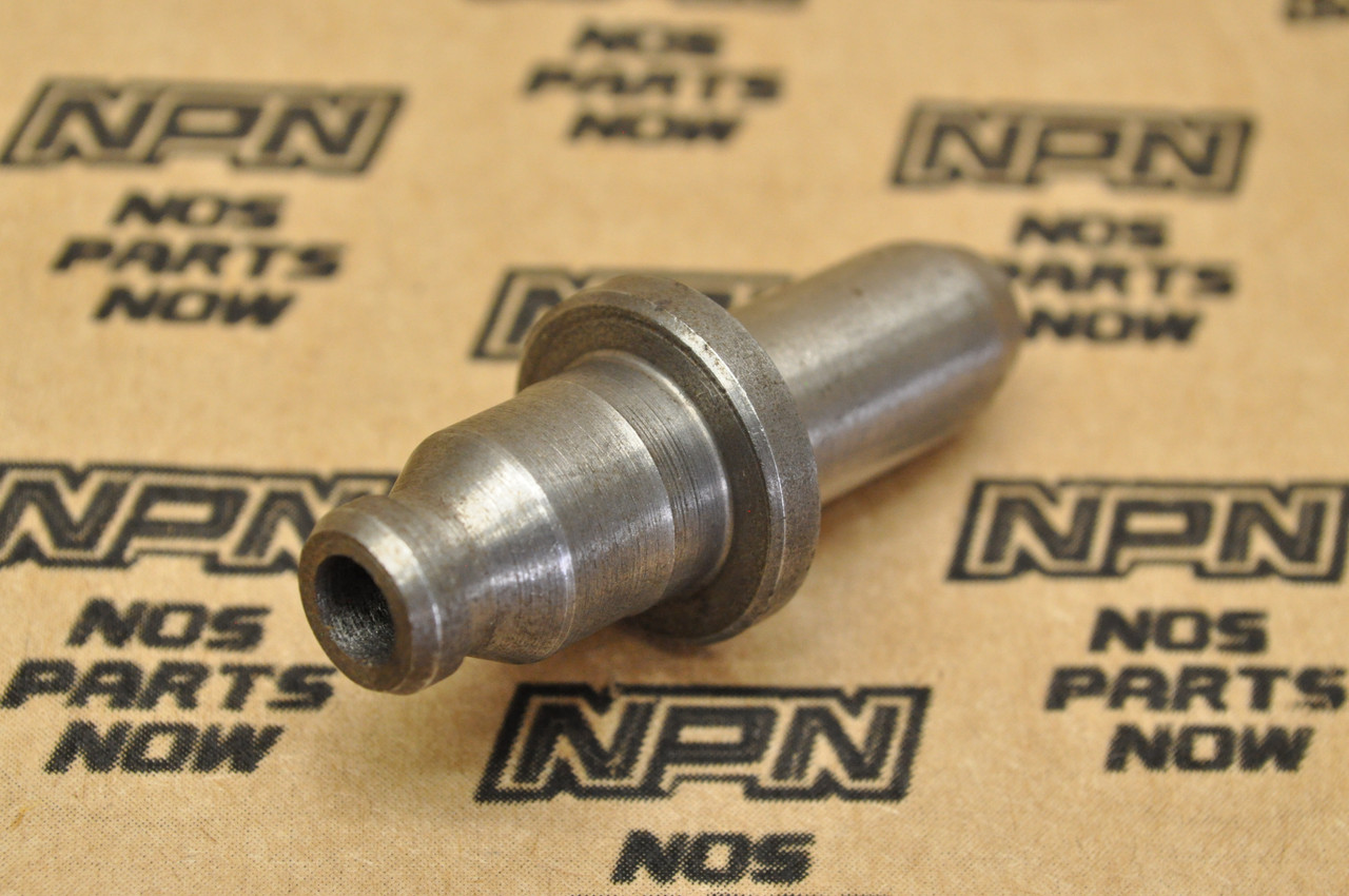 NOS Honda CB650 CB650C CB650SC Intake Valve Guide 12021-426-000