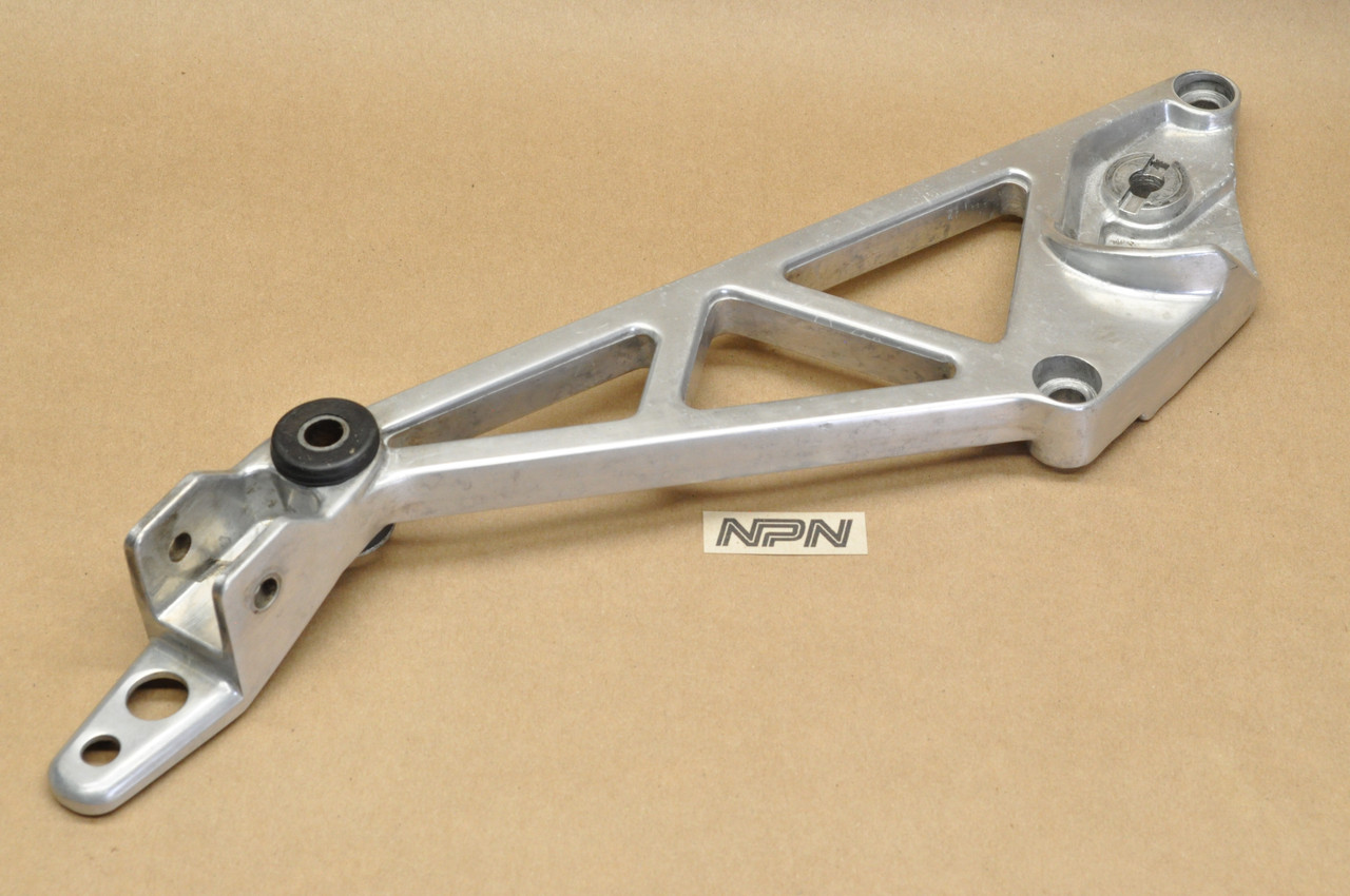 Vtg OEM Honda 1984 VF1000 F Left Foot Peg Rest Step Mount Holder 50620-MB6-000