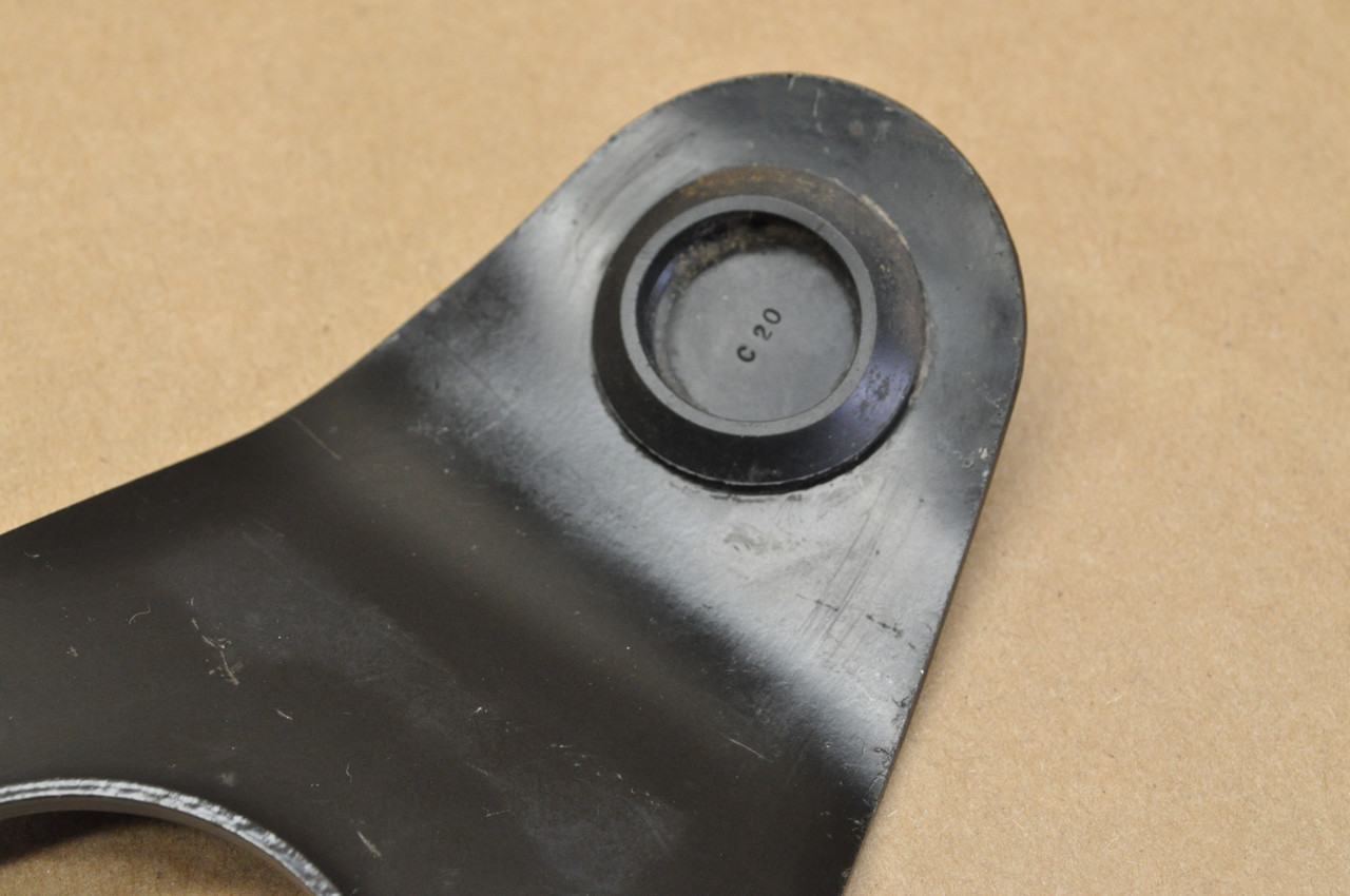 Vtg OEM Honda ATC185 ATC200 Fender Stay Mount Bracket w/ Rubber 80121-958-000