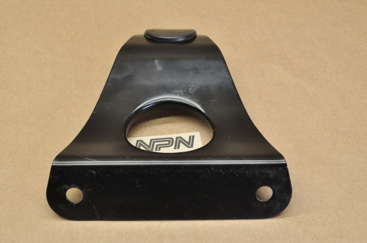 Vtg OEM Honda ATC185 ATC200 Fender Stay Mount Bracket w/ Rubber 80121-958-000