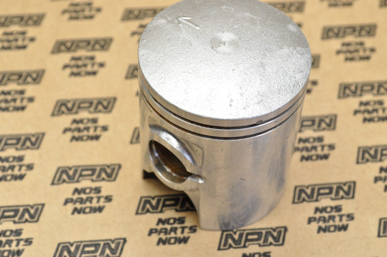 NOS Suzuki 1976-78 RM100 Standard Size (50mm) Piston 12110-41610