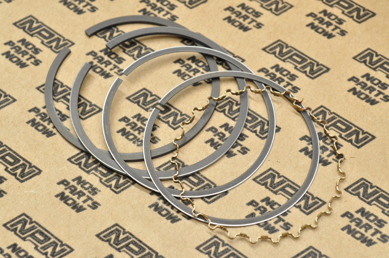 NOS Honda CB500 K0-K2 Standard Size Piston Ring Set for 1 Piston  13011-323-013