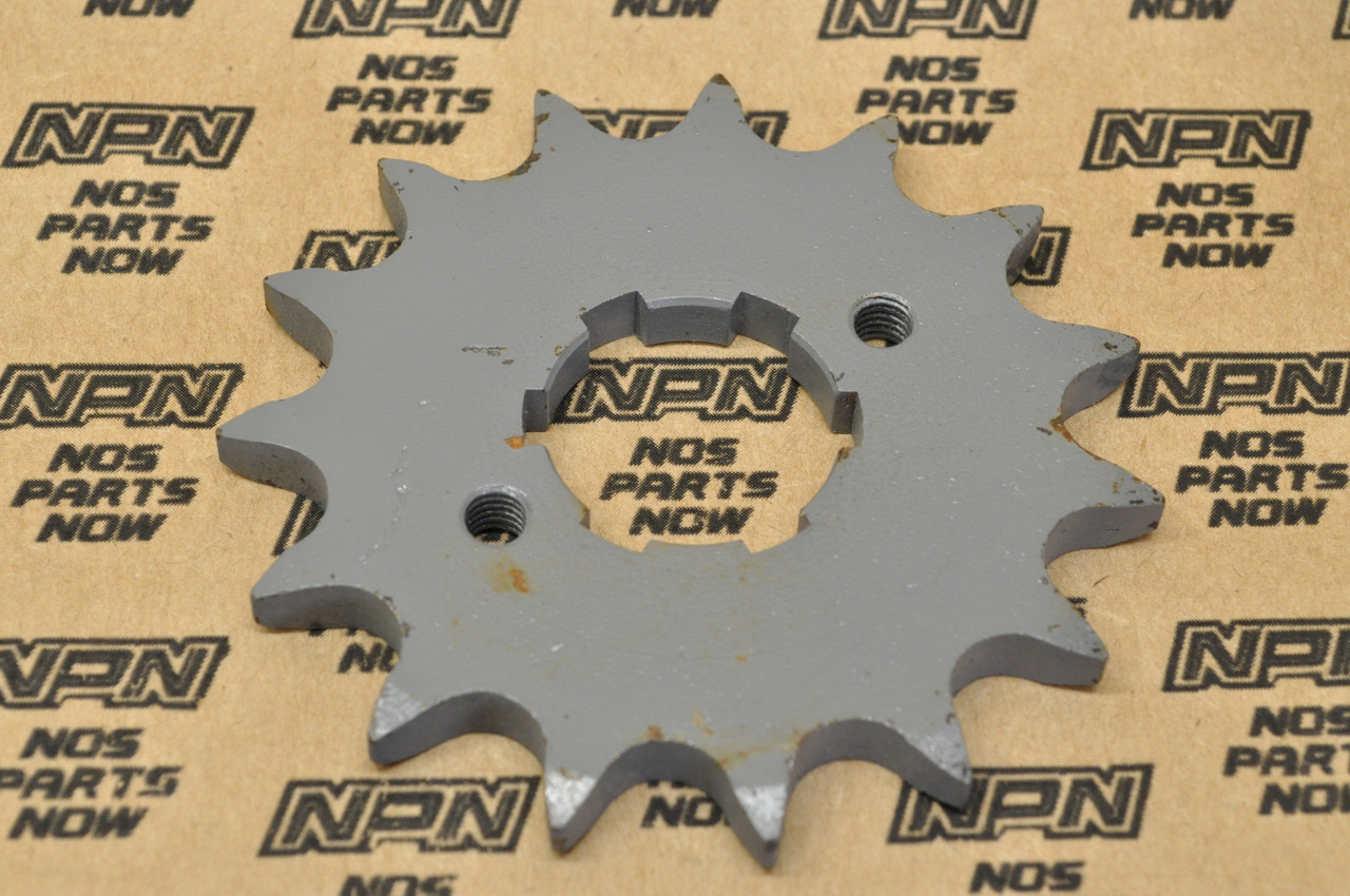 NOS Honda CA72 CA77 Superior Front Drive Chain Sprocket 15T 23801-266-000