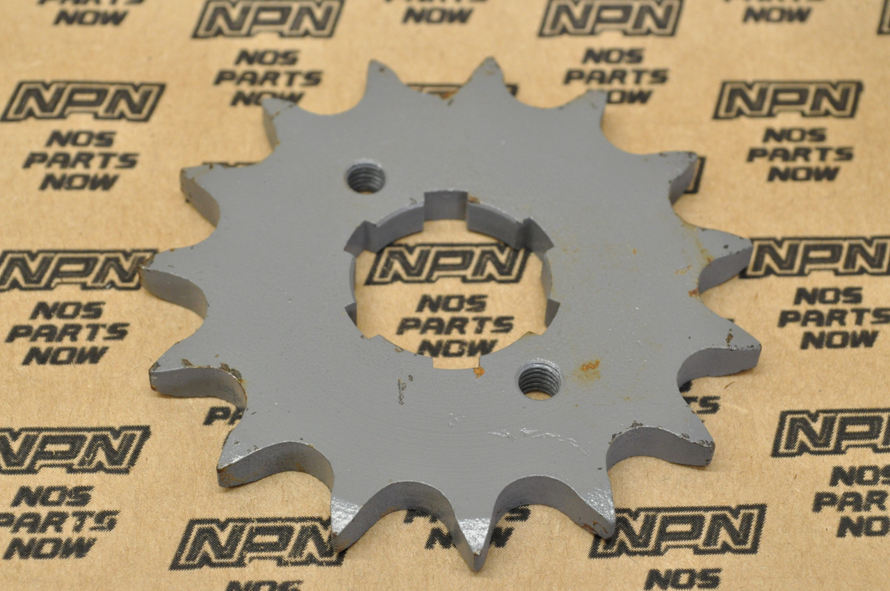 NOS Honda CA72 CA77 Superior Front Drive Chain Sprocket 15T 23801-266-000