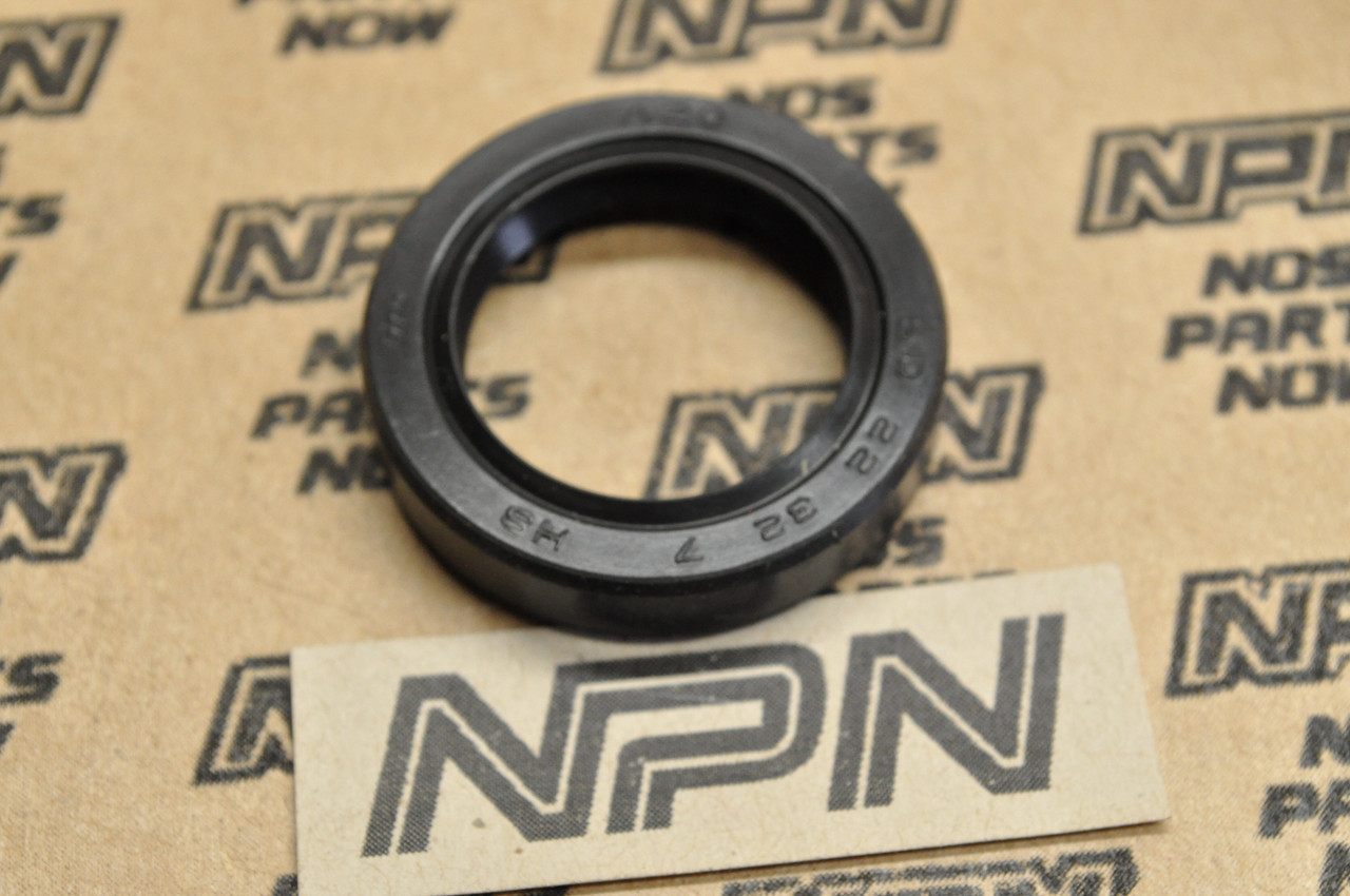NOS Honda TRX400 FW TRX450 Fourtrax Foreman Final Shaft Oil Seal 91201-196-003