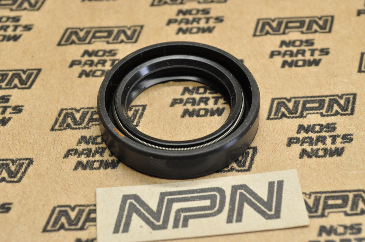 NOS Honda 1986-87 TRX350 1987-89 TRX350D Side Gear Case Oil Seal 91206-HA7-671