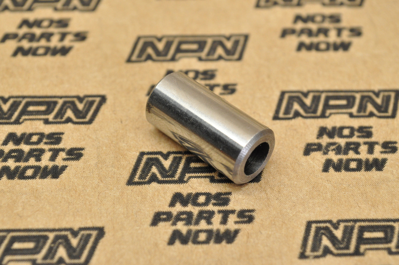 NOS Honda 1985-87 CR250 R Exhaust Valve Cam Spindle Bushing 19355-KA4-770