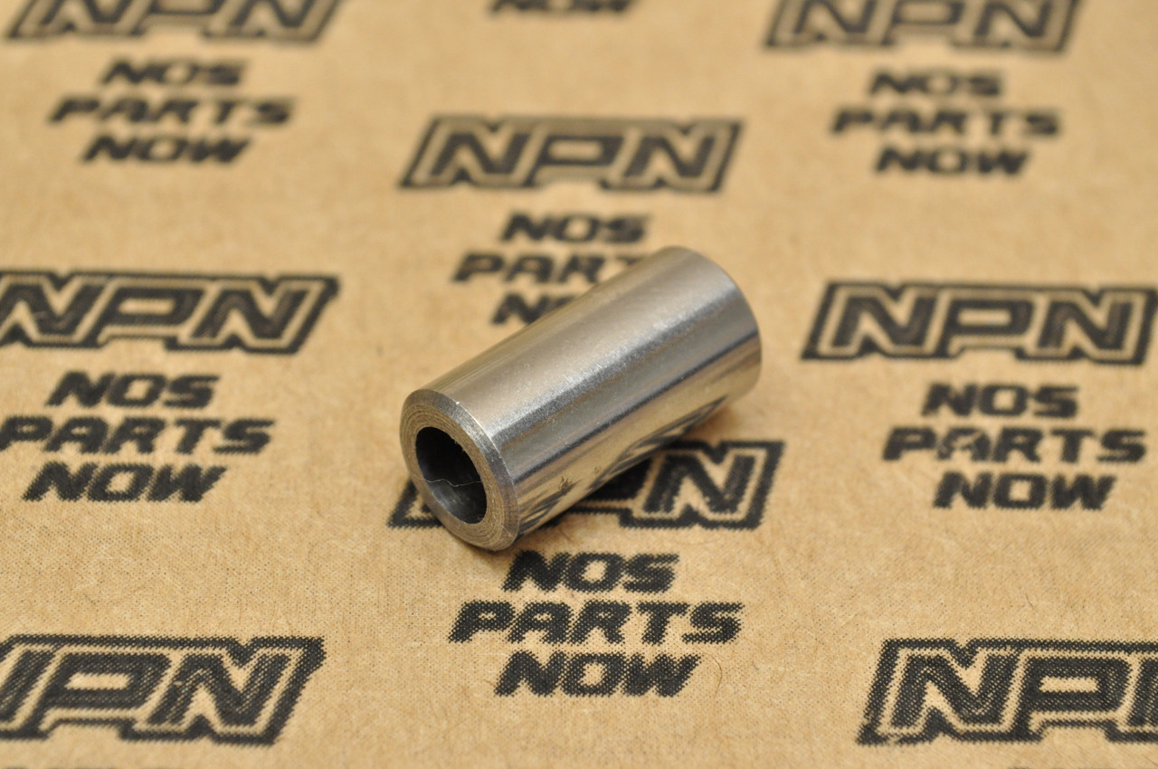 NOS Honda 1985-87 CR250 R Exhaust Valve Cam Spindle Bushing 19355-KA4-770