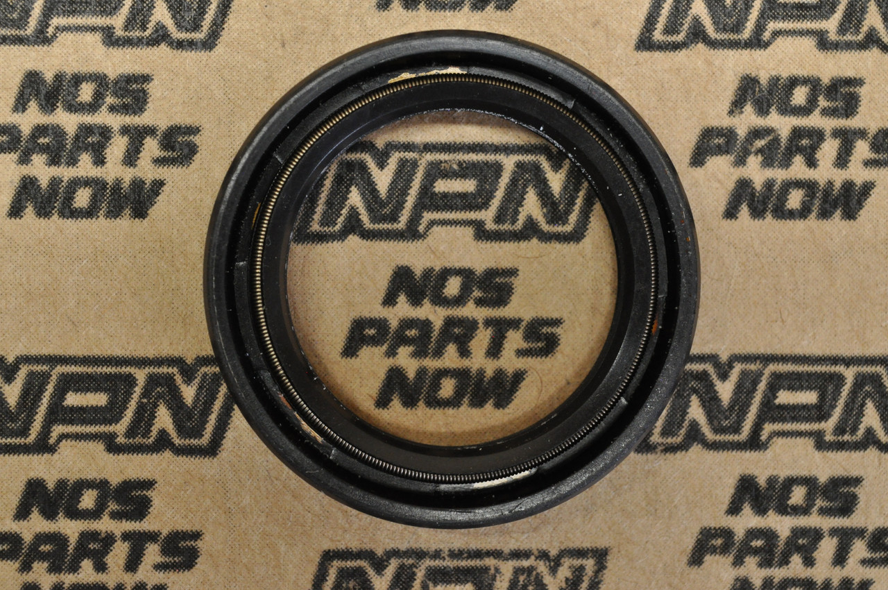 NOS Honda MUV700 SXS700 TRX400 TRX650 TRX680 XR400 Oil Seal 91203-KCY-671