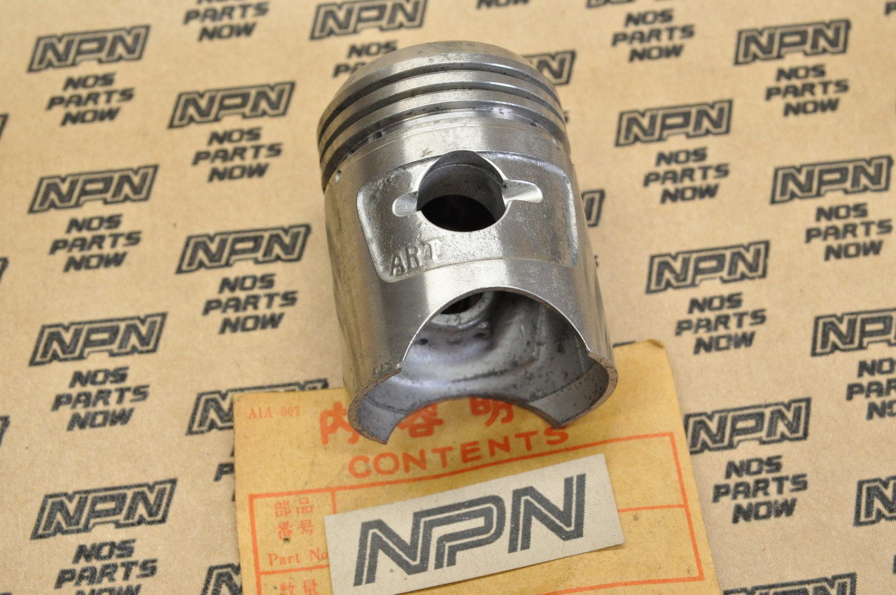 NOS Honda C100 CA100 Piston .75 Oversize 13104-001-020