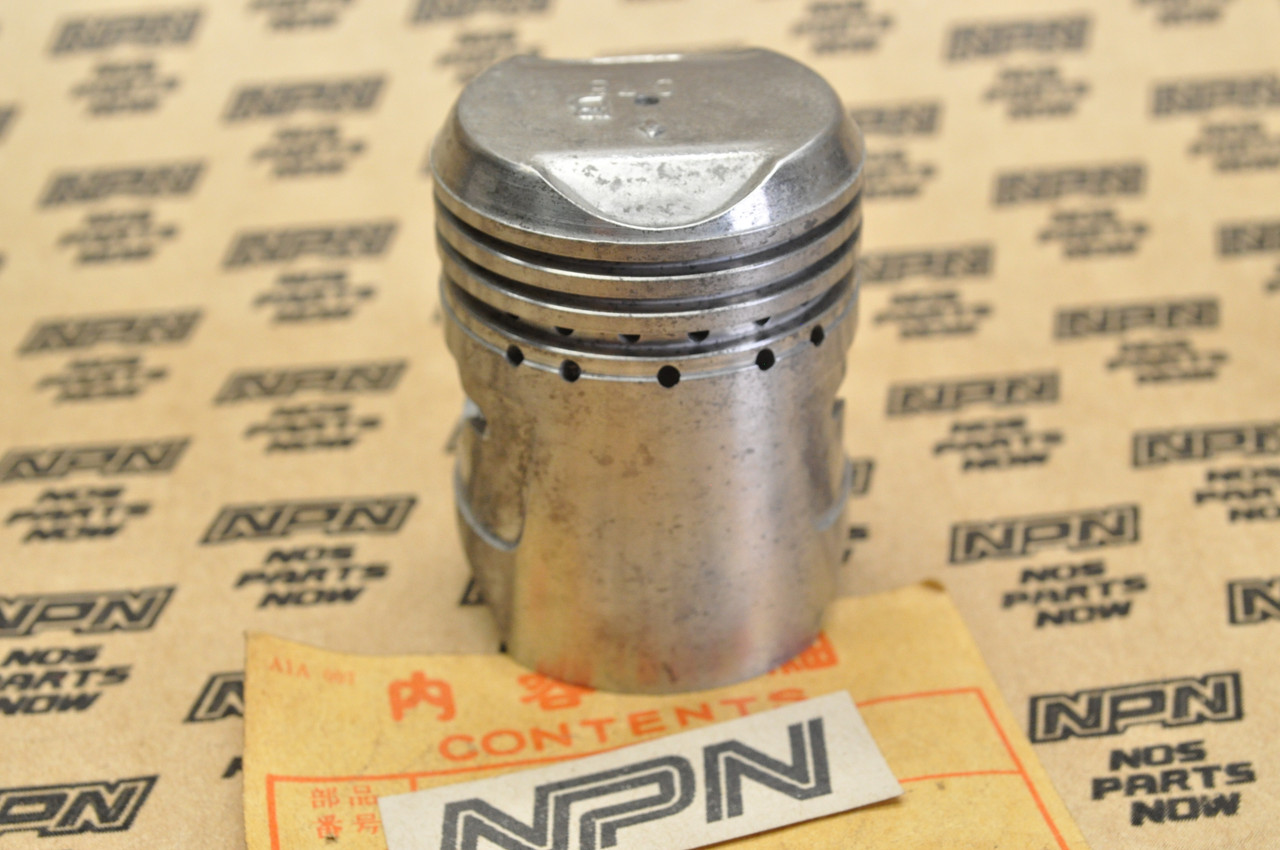 NOS Honda C100 CA100 Piston .75 Oversize 13104-001-020