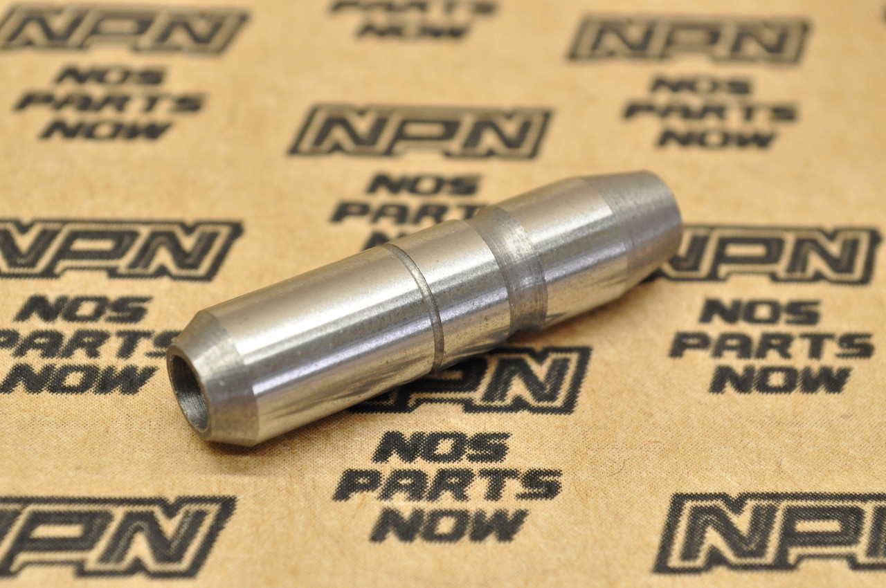 NOS Honda CL175 CA160 CB160 CB175 CL160 Intake Valve Guide 12021-216-405