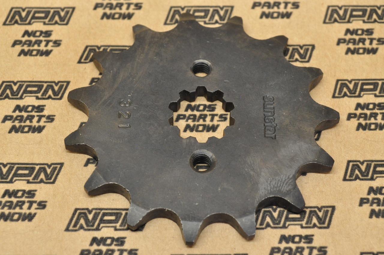 NOS Suzuki GS250 GS300 L Sunstar Front Drive Chain Sprocket 15T 27511-11301
