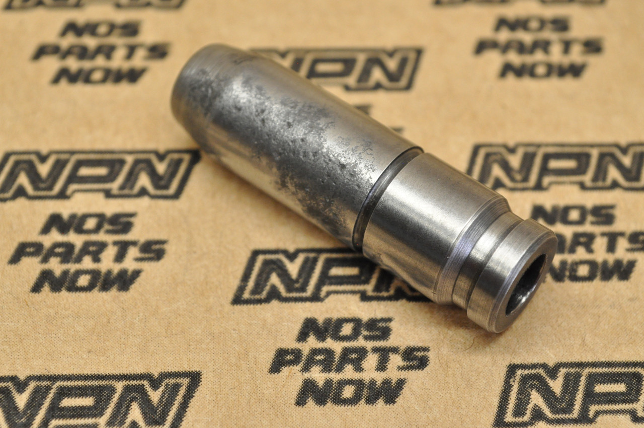 NOS Honda XL175 CB360 CJ360 CL360 Valve Guide 12205-362-305