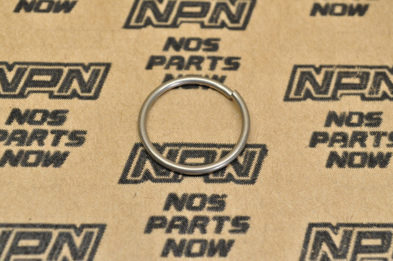 NOS Honda TRX200 TRX250 TRX300 Fourtrax Piston Clip 90661-HC4-006