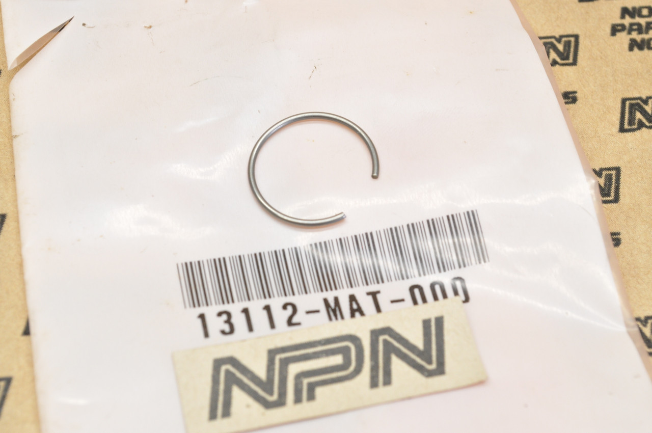 NOS Honda CBR1100 ST1300 TRX420 TRX450 TRX500 Piston Pin Clip 19mm 13112-MAT-000