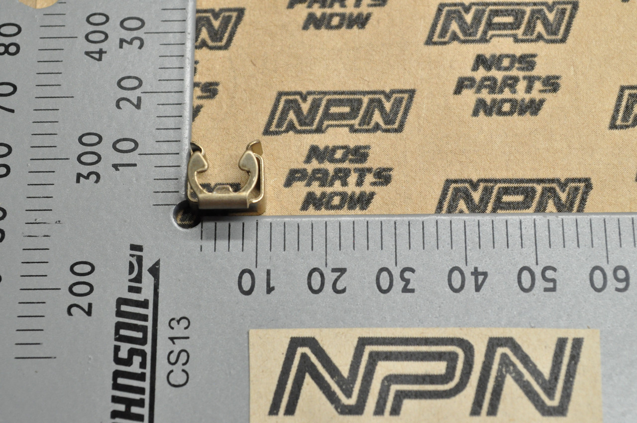 NOS Honda TRX300 TRX400 TRX450 Choke Cable Clip 90651-HM7-720