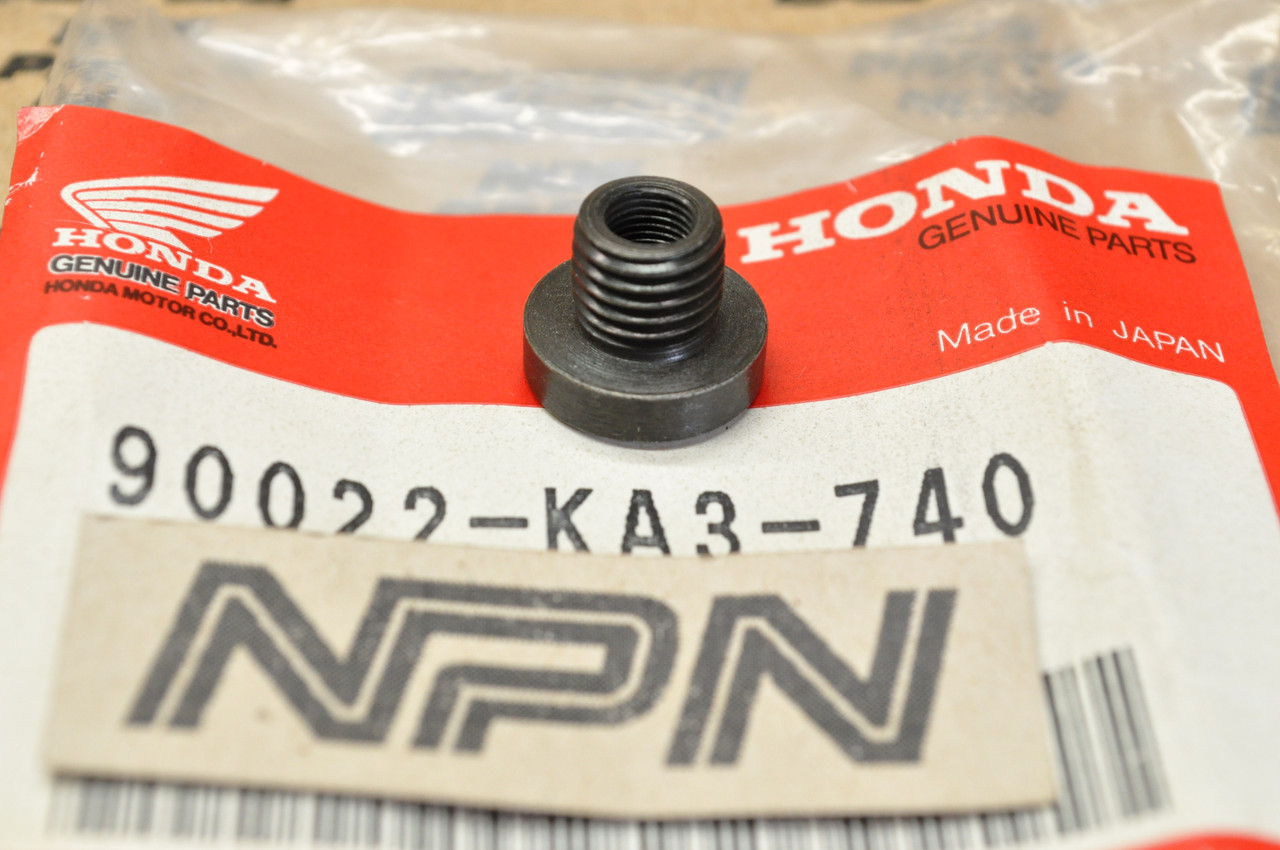 NOS Honda 1984-85 CR125 R 1985 CR250 R Exhaust Manifold Bolt 90022-KA3-740