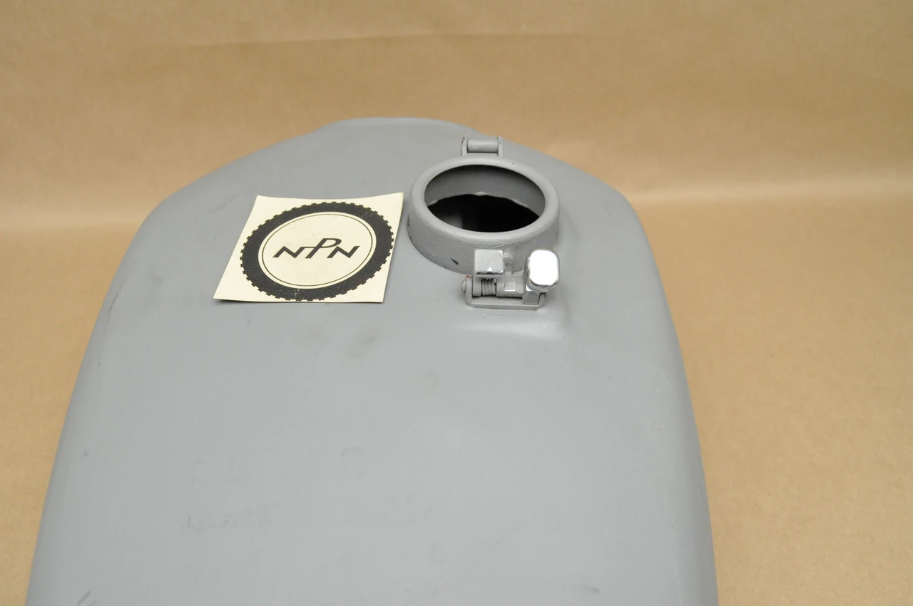 Vintage Used OEM Honda CL350 K5 Fuel Gas Tank 17500-456-670