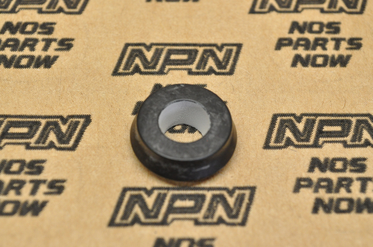 NOS Honda TRX200 TRX250 TRX300 Fourtrax Brake Cylinder Piston Cup 43325-567-003