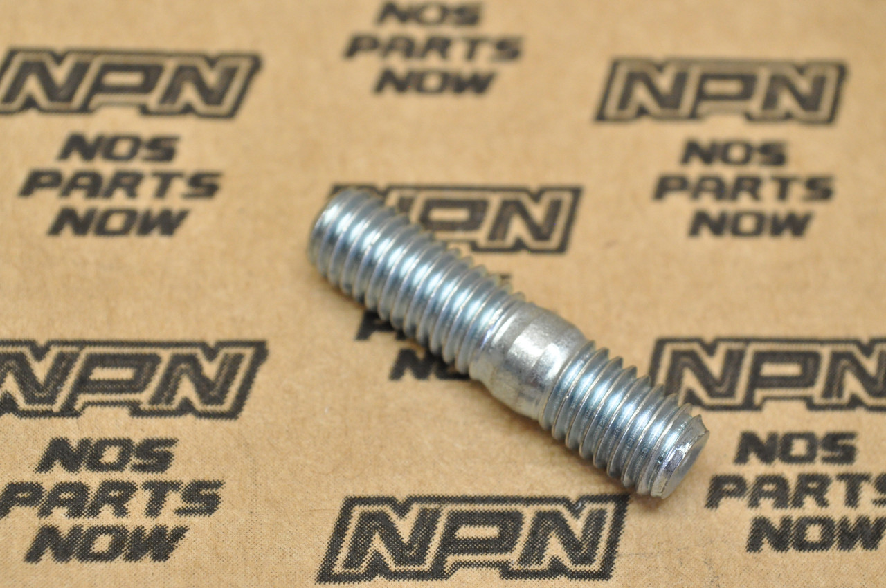 NOS Honda 1992-99 Z50 R Wheel Hub Stud Bolt 8x22 92900-08022-1E