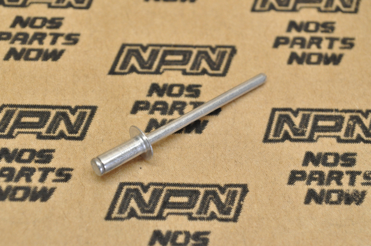 NOS Honda TRX200 TRX250 TRX300 TRX350 TRX400 TRX450 Pop Rivet 90841-HF1-910