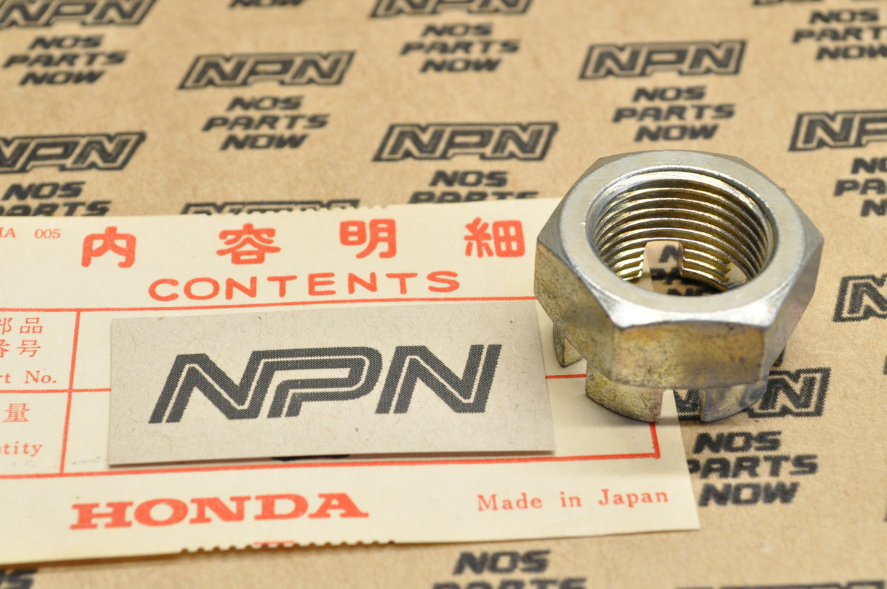 NOS Honda 1985 ATC250 R Castle Rear Wheel Axle Nut 20mm 90306-HA2-000