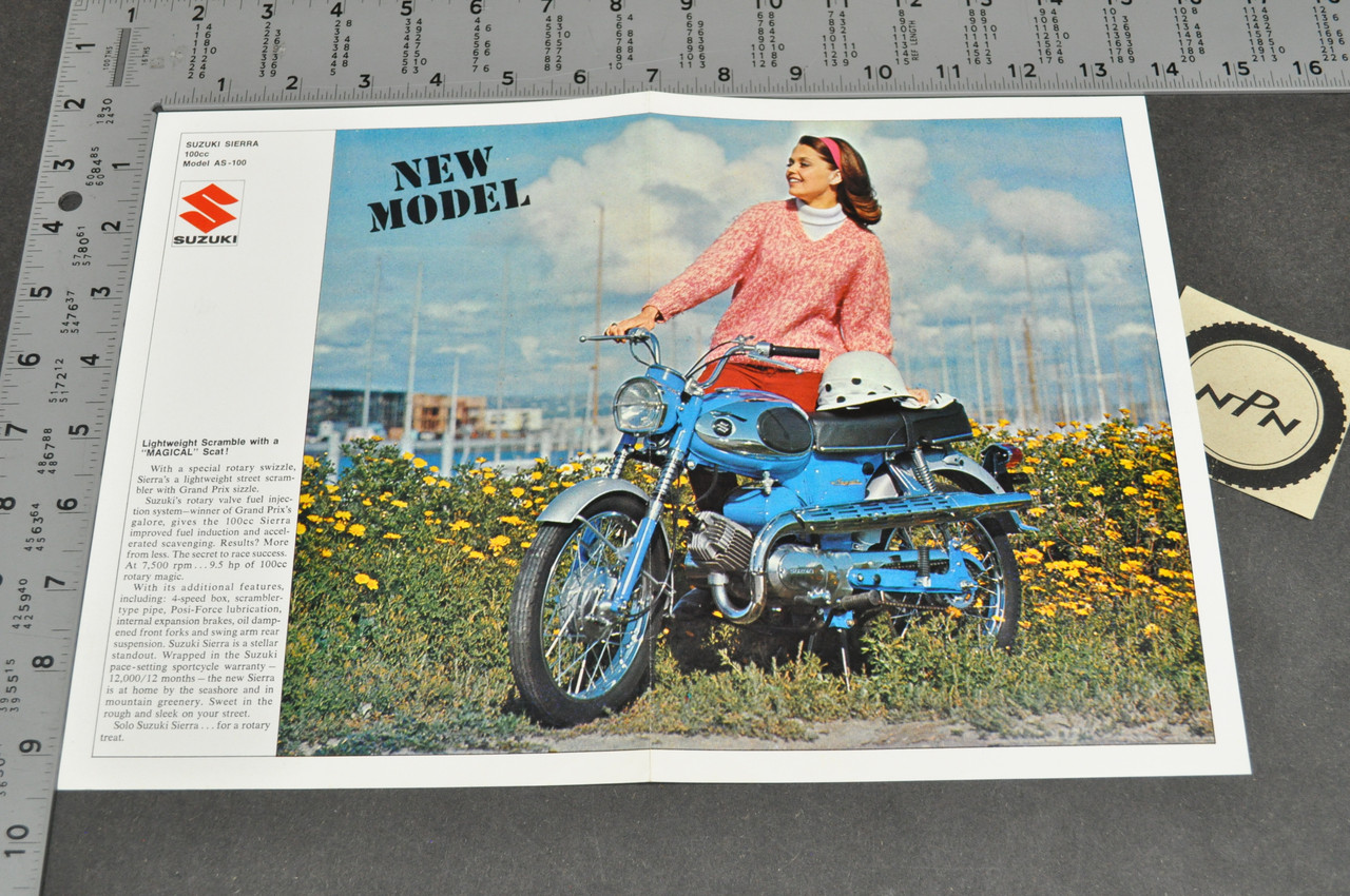Vintage 1967 Suzuki AS100 Sierra Motorcycle Brochure Dealer Specs OEM