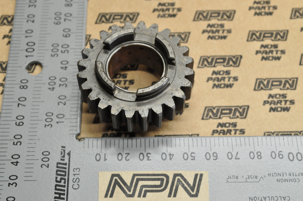 NOS Honda CL77 CB72 CB77 CL72 Second 2nd Gear 24T 23430-258-000