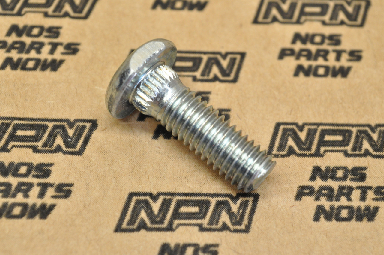 NOS Honda 1981 ATC185 S Front Wheel Hub Bolt 8x25 90103-958-670