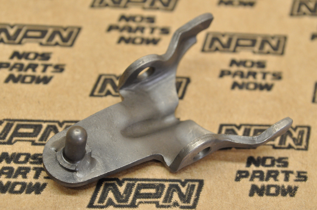 NOS Honda 1985-87 CR250 R Exhaust Manifold Valve Rocker Arm 19310-KA4-770