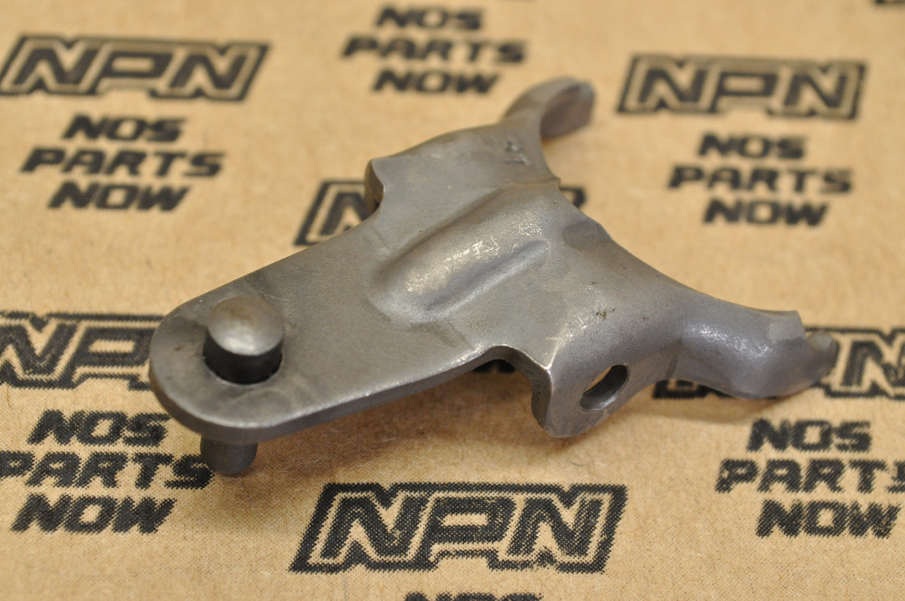 NOS Honda 1985-87 CR250 R Exhaust Manifold Valve Rocker Arm 19310-KA4-770