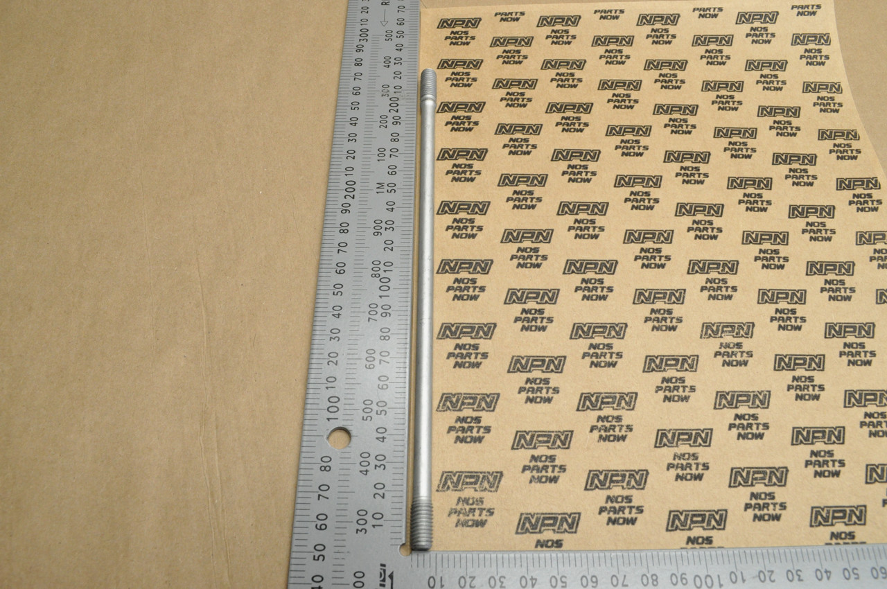 NOS Honda ATC125 ATC185 ATC200 TRX125 XL185 XL200 XR200 Stud Bolt 90031-427-010