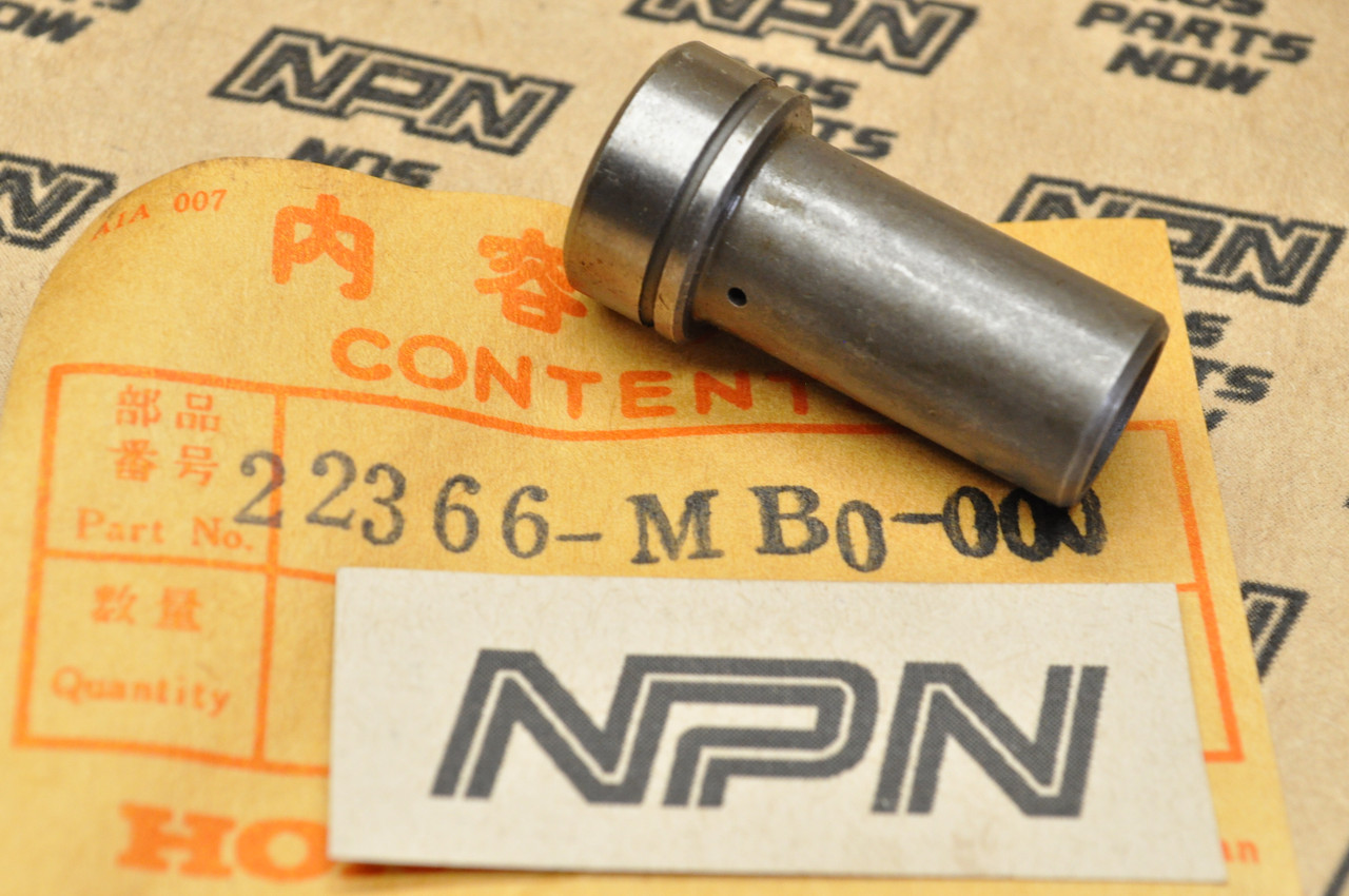 NOS Honda CB700 SC VF700 VF750 VT700 VT750 Clutch Joint Piece 22366-MB0-000