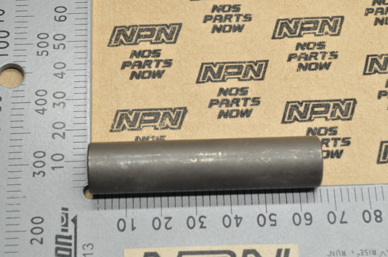 NOS Honda CR125 R CR250 R CR480 R CR500 R Shock Rod Pivot Collar 52473-KA3-710