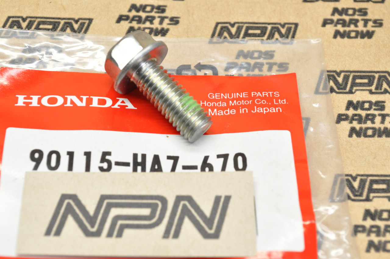NOS Honda FL400 R NT650 TRX250 TRX300 TRX350 TRX400 Flange Bolt 90115-HA7-670