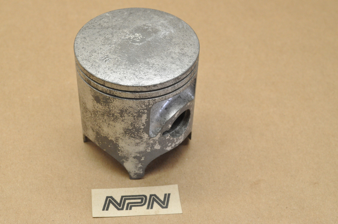NOS Honda 1986 TRX250 R Fourtrax Piston .25 Oversize 13103-HB9-000