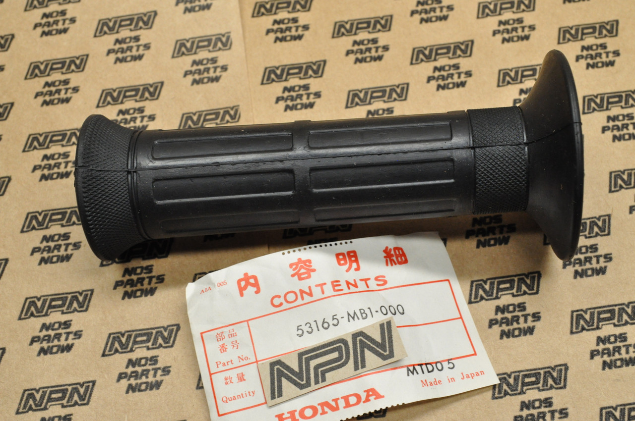 NOS Honda VF1100 VF500 VF700 VT500 VT700 Right Handlebar Grip 53165-MB1-000