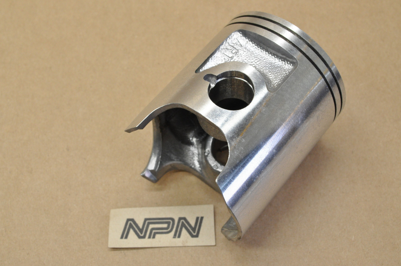 NOS Honda 1981-83 CR250 R Elsinore Piston .50 Oversize 13103-KA4-711