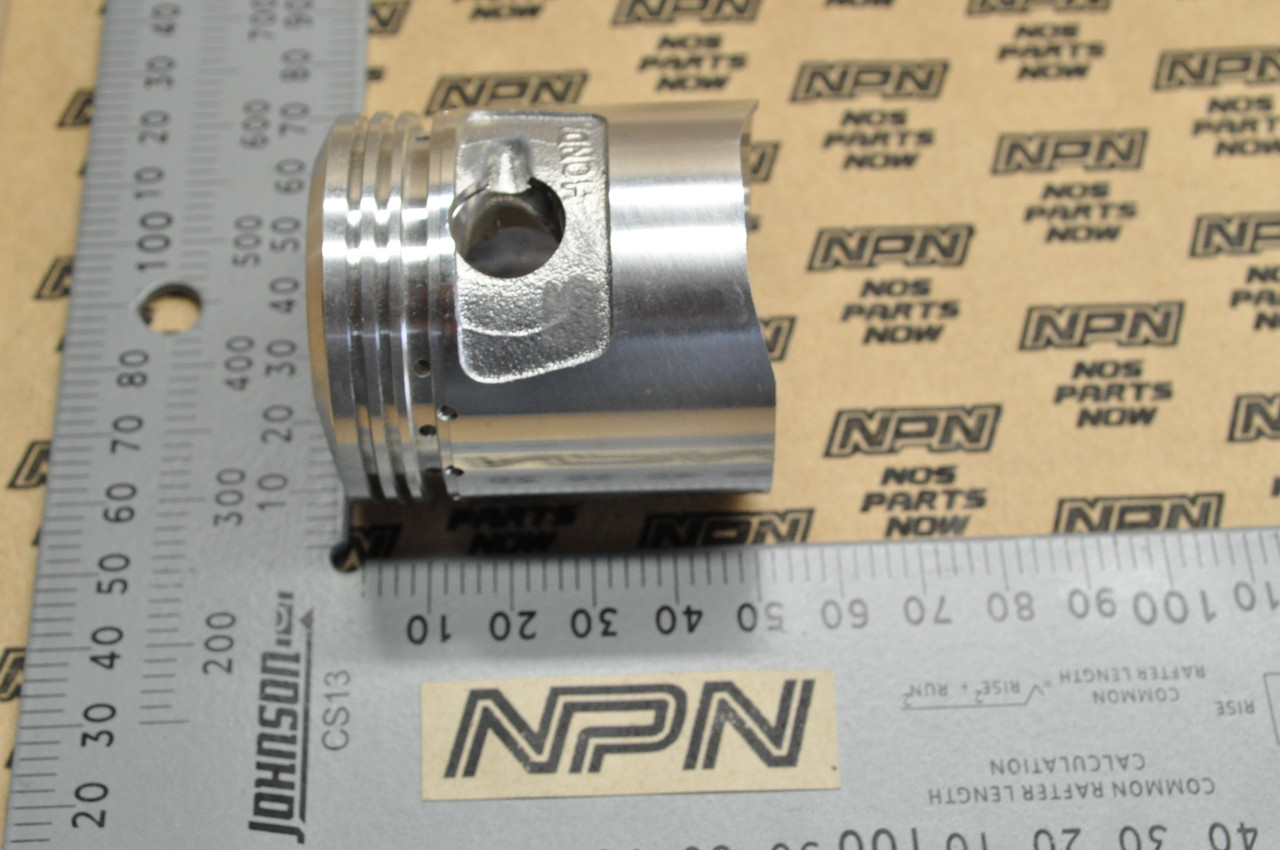 NOS Honda ATC70 K0-1985 Piston .25 Oversize 13102-937-000