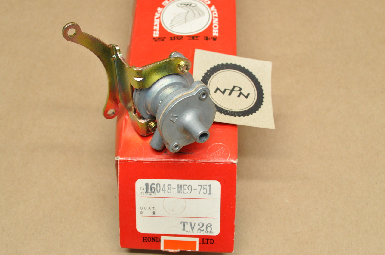 NOS Honda 1985 VT1100 1985-86 VT700 Shadow Keihin Carburetor Air Cut-Off Valve 16048-ME9-751