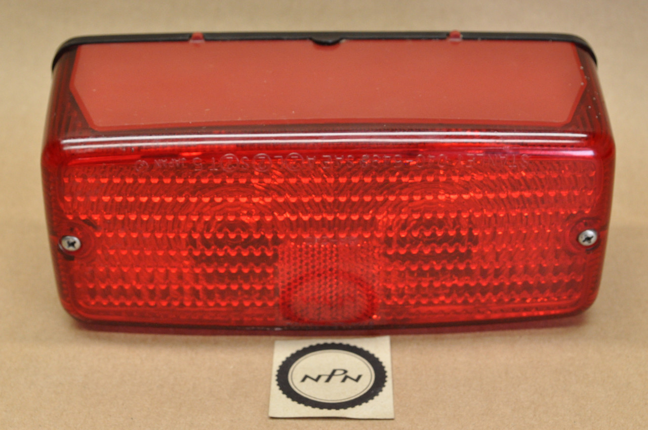 Vtg OEM Yamaha 1976-77 XS360 77 XS750 Rear Brake Tail Light & Lens 1L9-84710-60