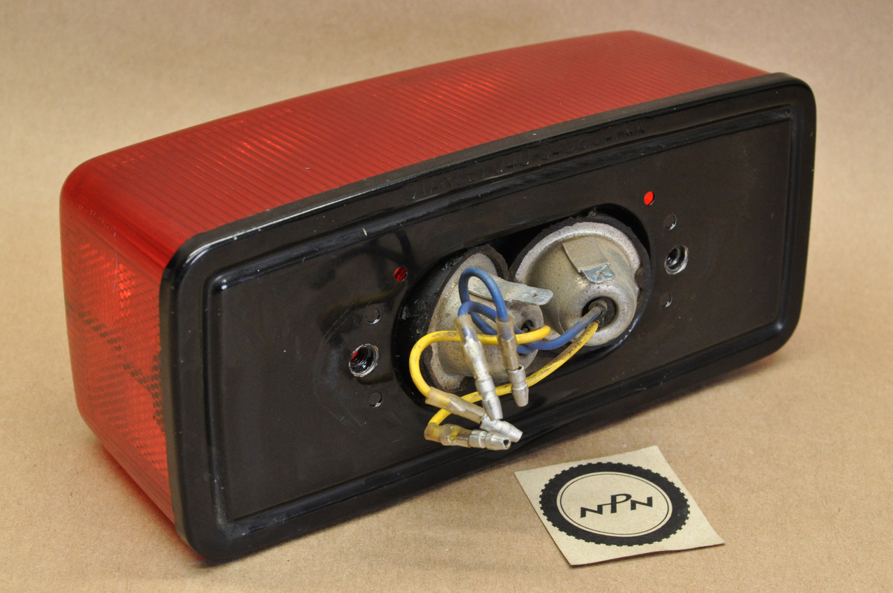 Vtg OEM Yamaha 1976-77 XS360 77 XS750 Rear Brake Tail Light & Lens 1L9-84710-60