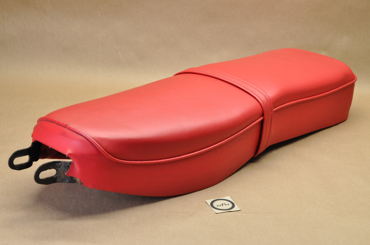 Vintage OEM Honda CA95 Red Dual Seat Cushion 77200-204-000 E