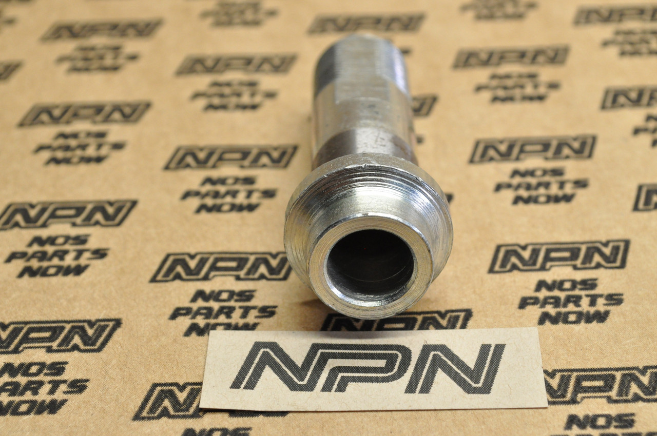 NOS Honda CT90 K0-1979 Trail 90 CT200 Rear Wheel Axle Sleeve 42303-033-000