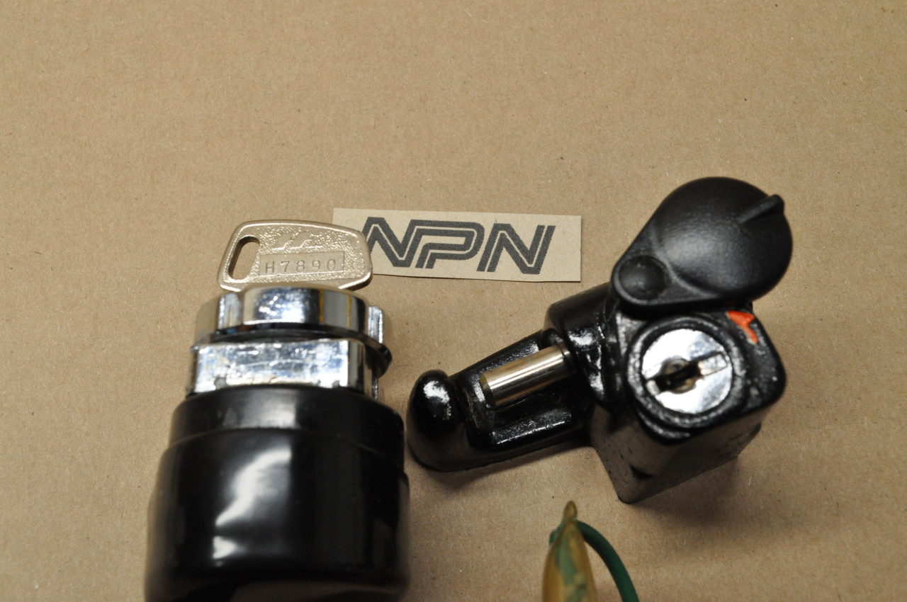 NOS Honda SL70 K1 XL70 K0-1976 Ignition Switch w/ Key & Lock Set 35010-137-670